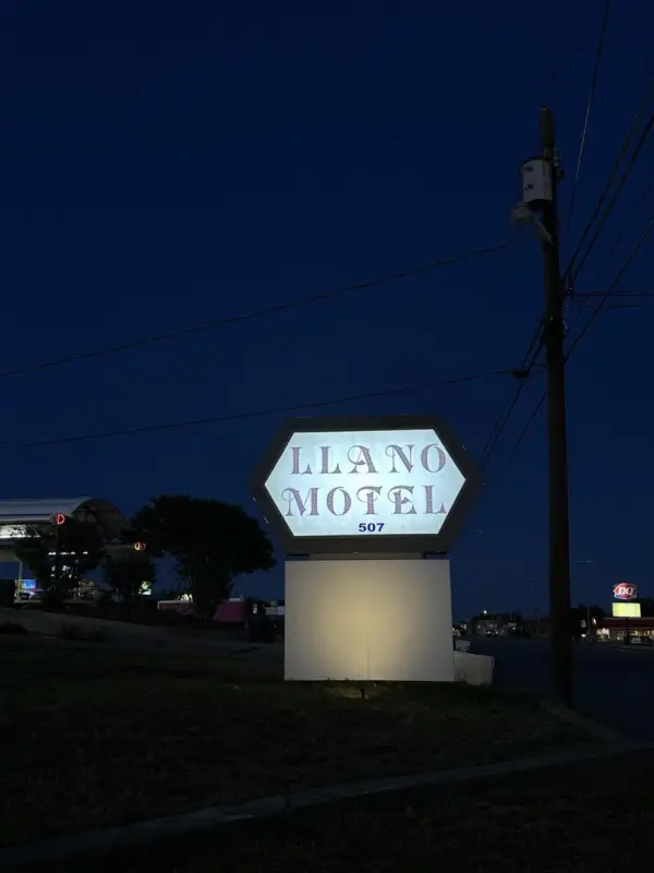 Llano Motel Main image